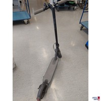 E-Scooter der Marke Mi 1S