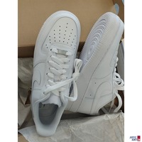 1 Paar Sneaker der Marke Nike Air Force Gr&ouml;&szlig;e 42&comma;5
