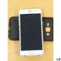 Handy der Marke Samsung Galaxy J5