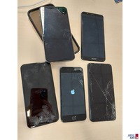 Handy der Marke HTC U11 Life u&period;a&period;