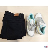 Jeans der Marke Crysp Denim Größe 36 u.a.