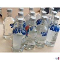13 Flaschen Absolut Wodka 40&percnt; &agrave; 0&comma;7 l