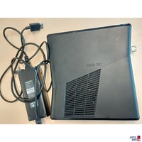 Spielkonsole der Marke Xbox 360 S Konsole Modell 1439