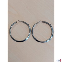 1 Paar Creolen Metall weißfärbig Durchmesser 7 cm, sehr guter Zustand