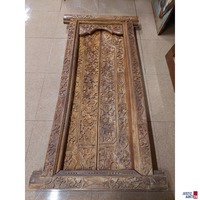 Antike orientalische Tür linker Türflügel ausgehängt zirka 2,10 x 1,03 m