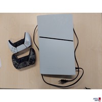 PlayStation 5 der Marke Sony Model CFI-2016