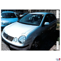 VW-Polo silber