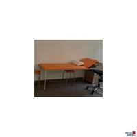 Patientenliege 2x vorhanden