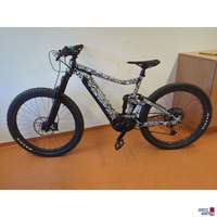 Ansicht mit Akku von links