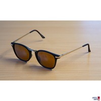 Sonnenbrille