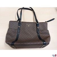 Damen Handtasche der Marke Michael Kors Farbe braun Shopper Neuwertig