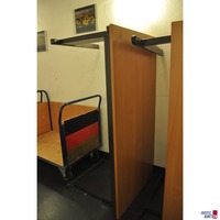 Bürotisch Vorderseite