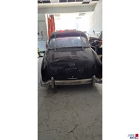 Coup&eacute; von hinten