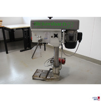 S&auml;ulenbohrmaschine