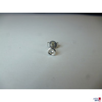 Ohrstecker mit Diamant