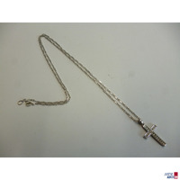 Kette mit Kreuzanh&auml;nger
