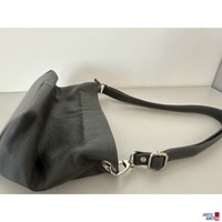 Handtasche