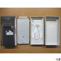 Smartphone Google Pixel 9 Pro XL mit Ladekabel