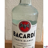 Barcardi vorne