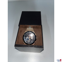 Uhr
