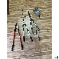 diverse Gartengeräte