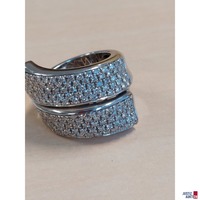 Wei&szlig;goldring 585&permil; punziert mit wei&szlig;em Bavebesatz 18&comma;7 g -&nbsp;Gr&period; 57