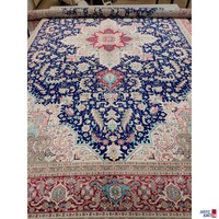 Maschineller Kn&uuml;pfteppich aus Viscose