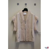 Lamfell Gilet mit Ledermix gearbeitet